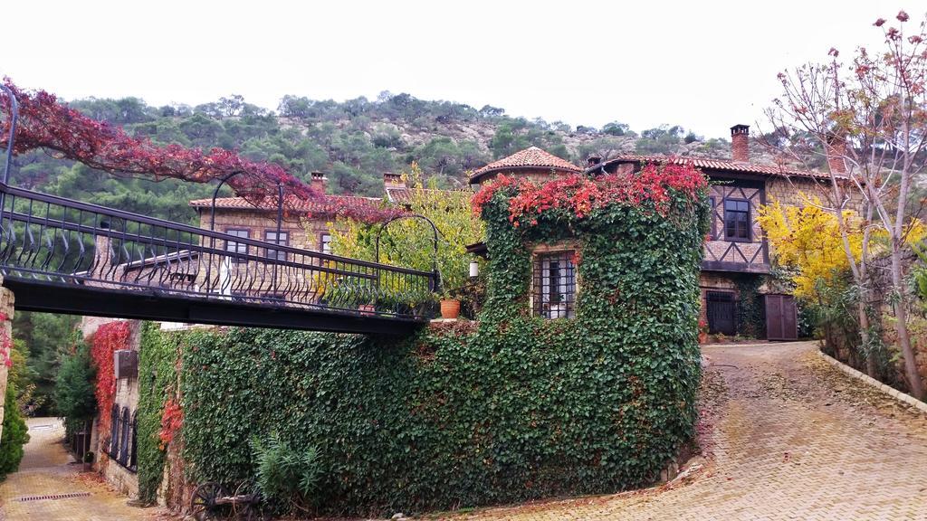 Manici Kasri Hotel คุชุกคูยู ภายนอก รูปภาพ