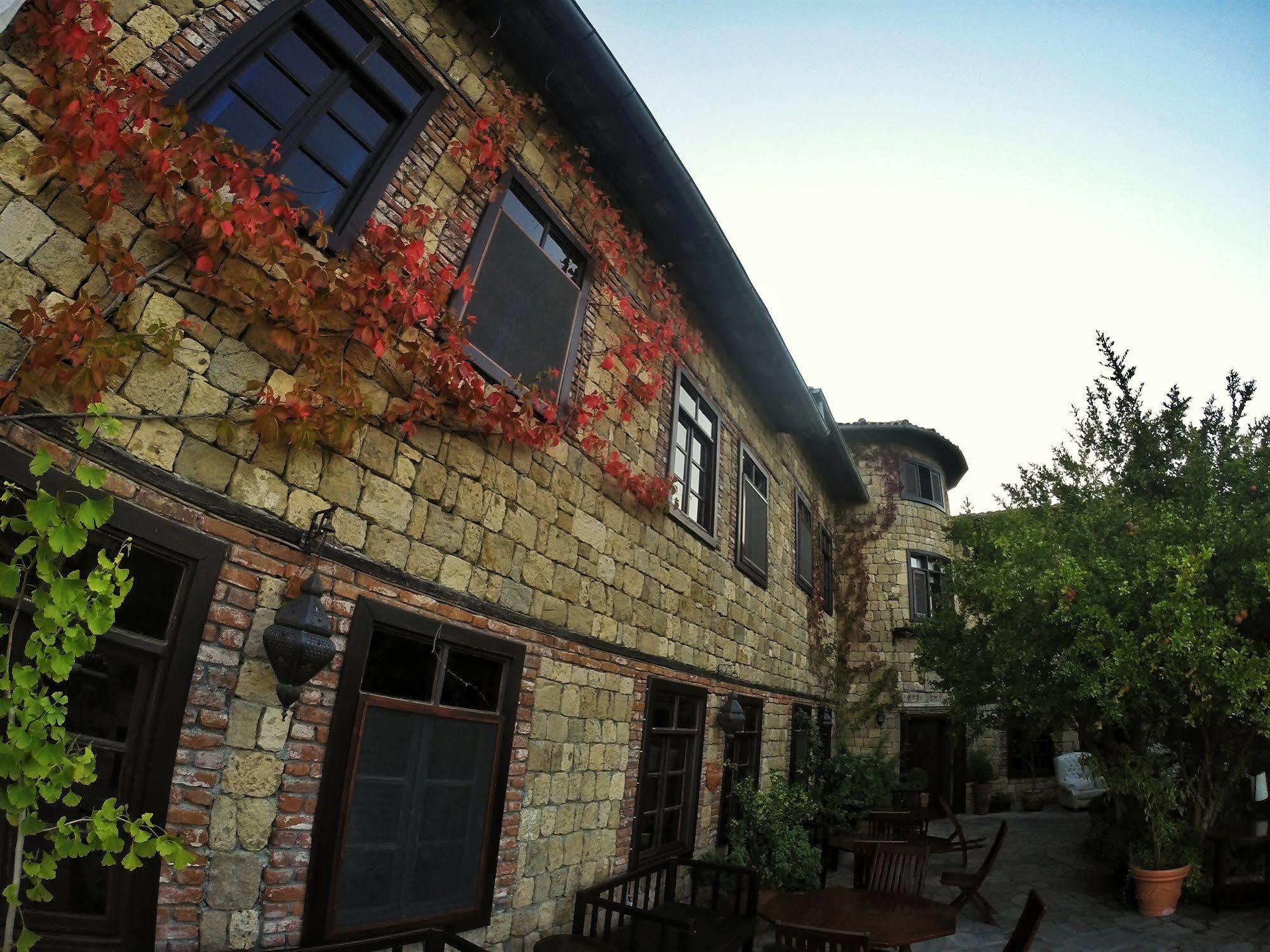 Manici Kasri Hotel คุชุกคูยู ภายนอก รูปภาพ